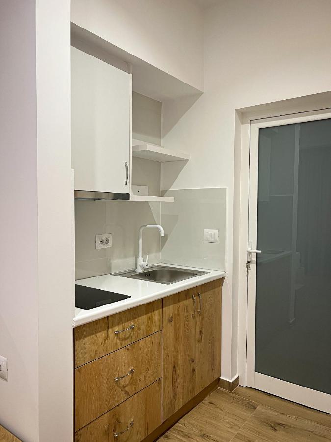 Klea B Apartments Саранда Екстер'єр фото