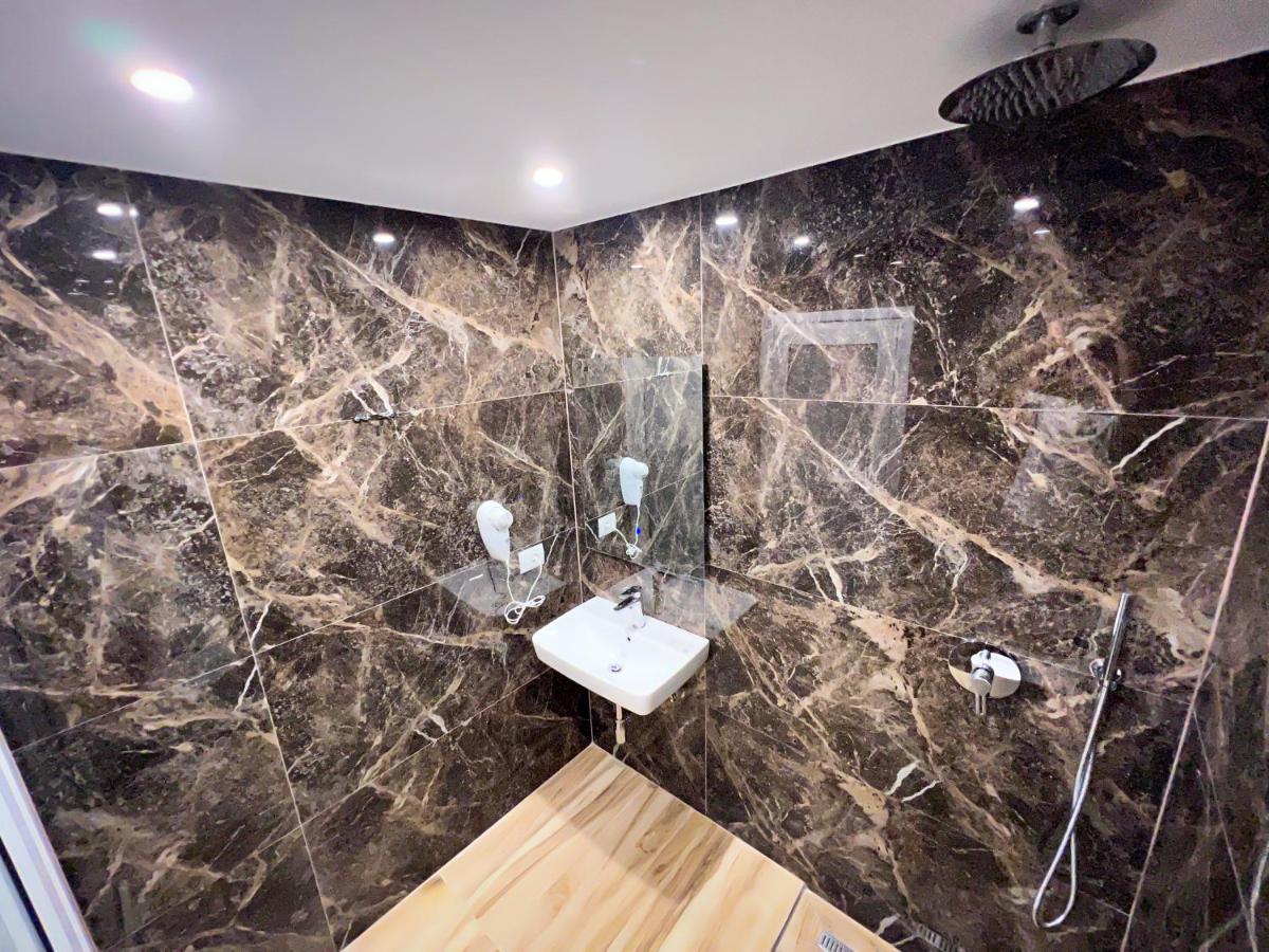 Klea B Apartments Саранда Екстер'єр фото